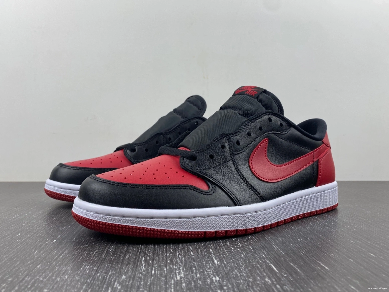 705329-001 Low Jordan (2015) Retro Bred - 1 0829